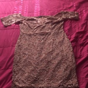 Plus size off-shoulder dress